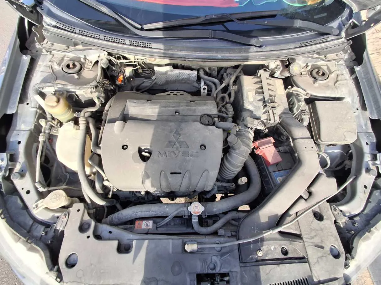 Car image 18