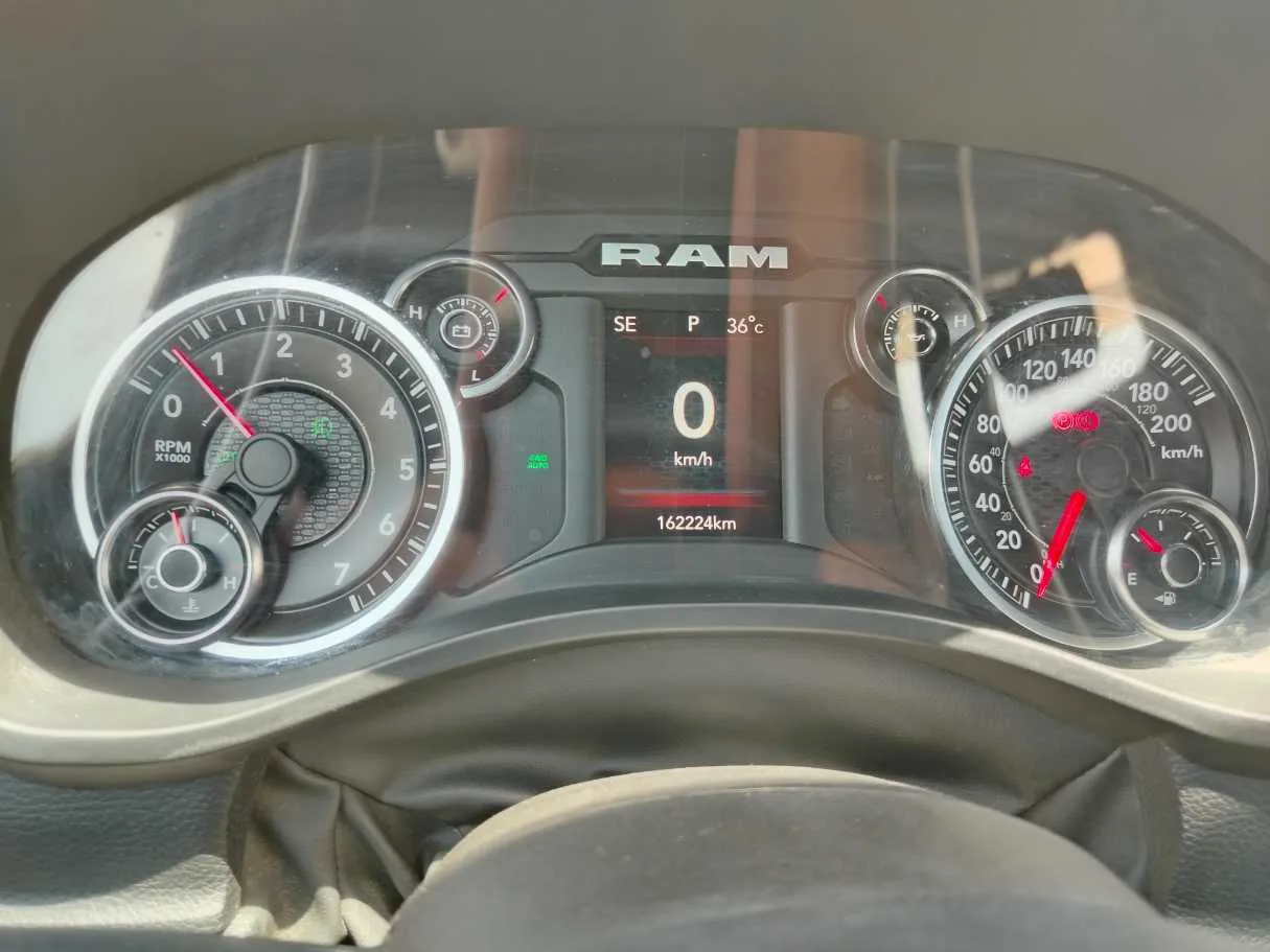 Car image 31