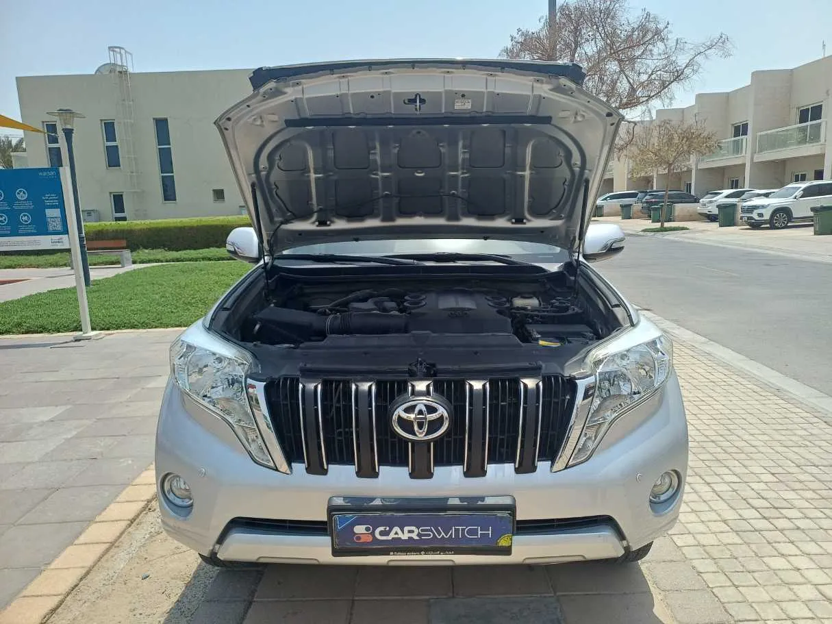 Car image 26