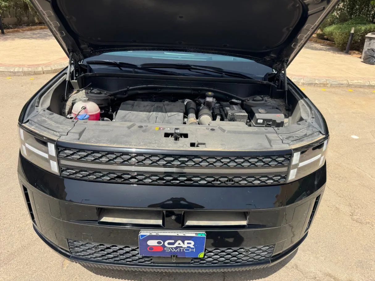 Car image 22