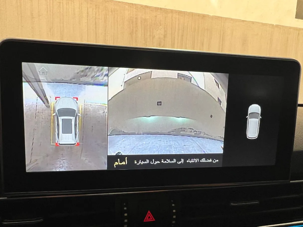 Car image 28