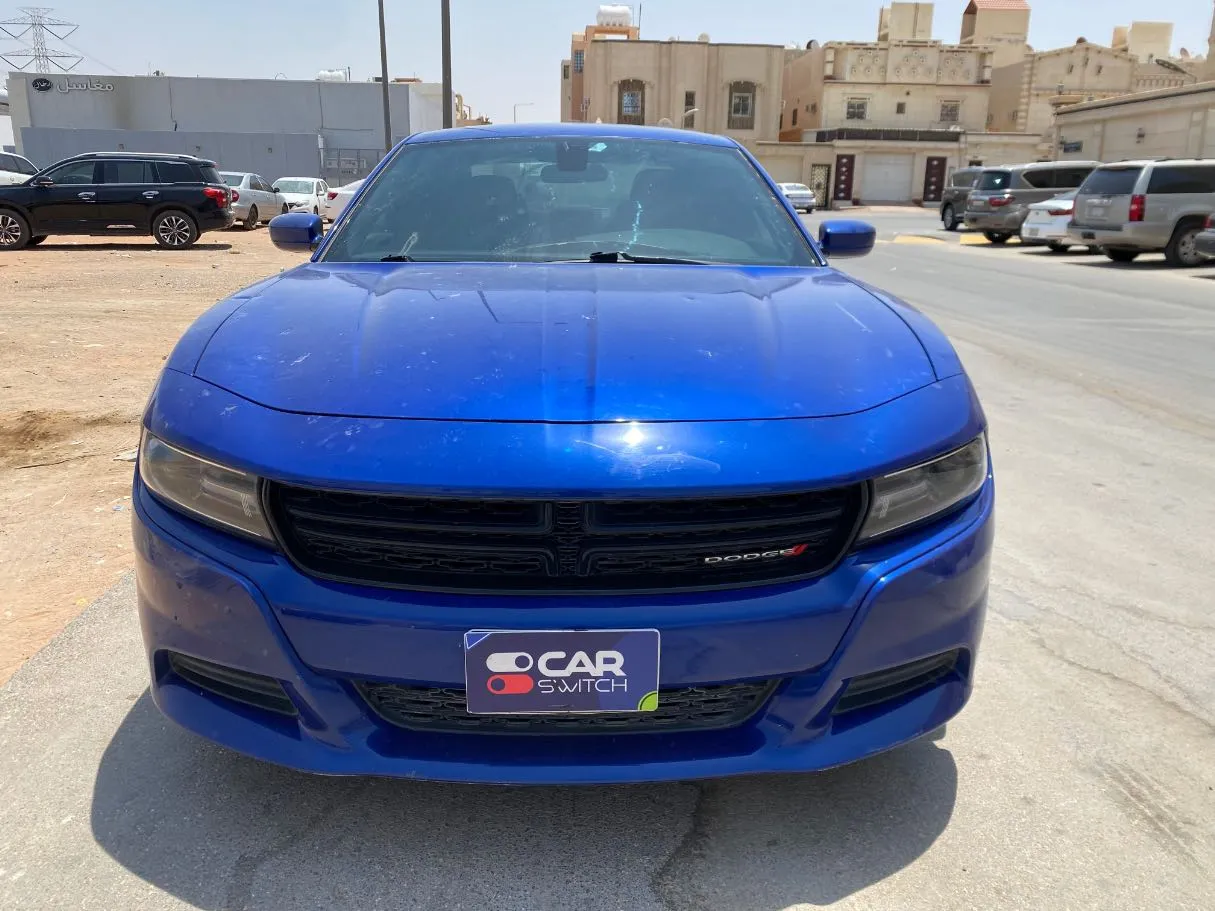 Car image 2