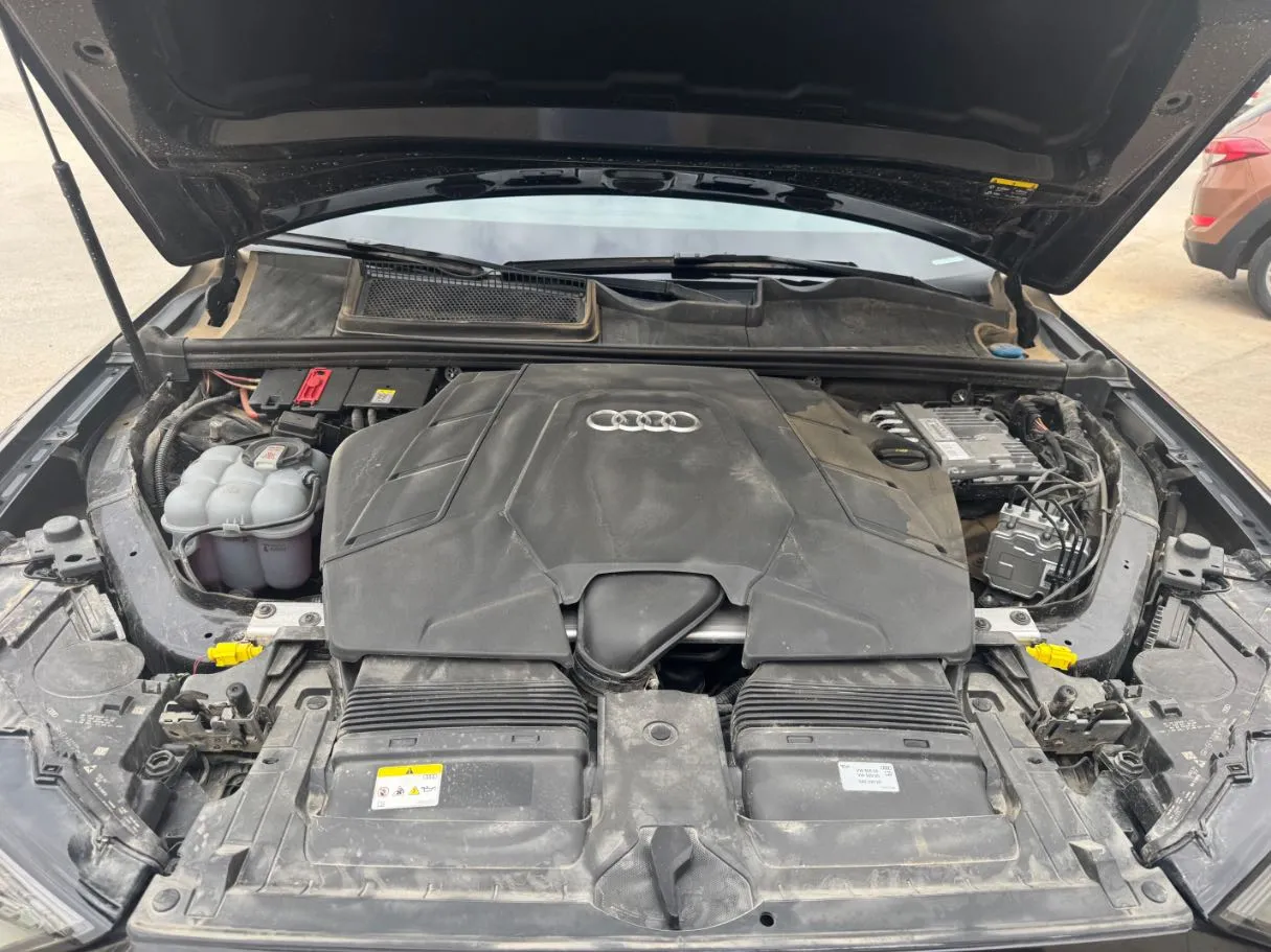 Car image 22