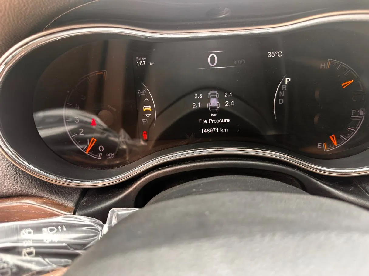 Car image 21