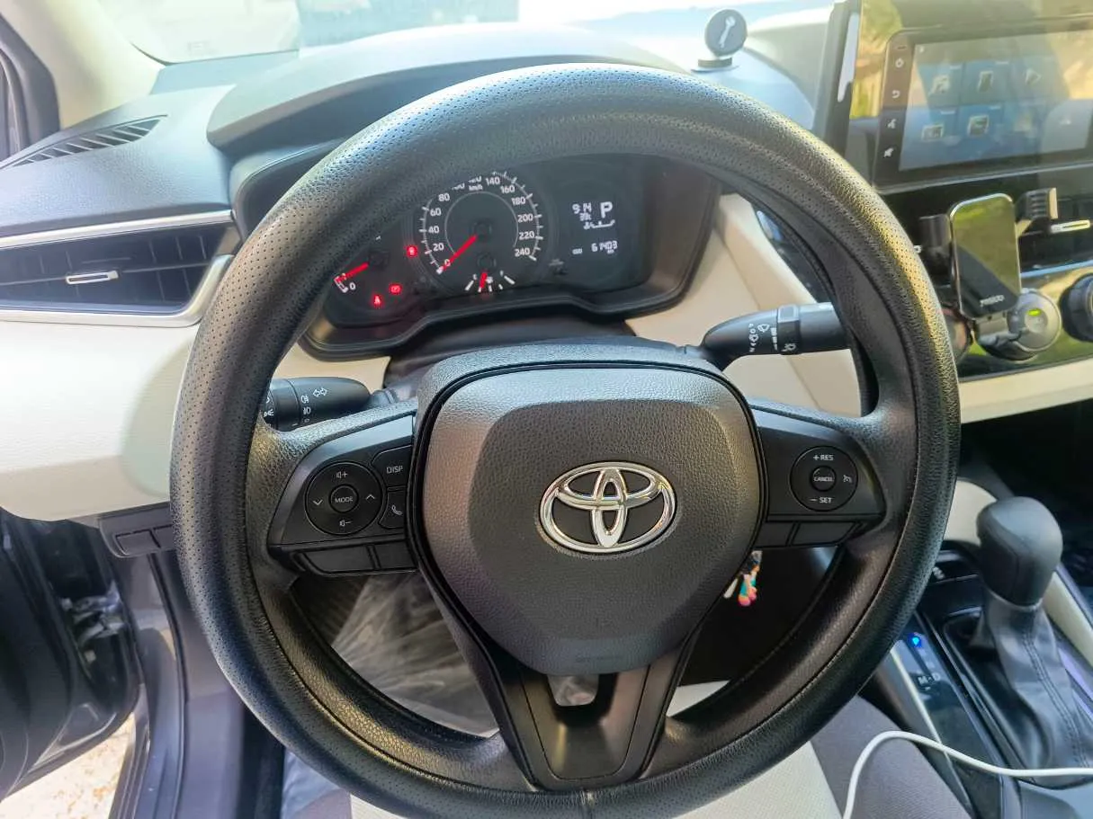 Car image 23