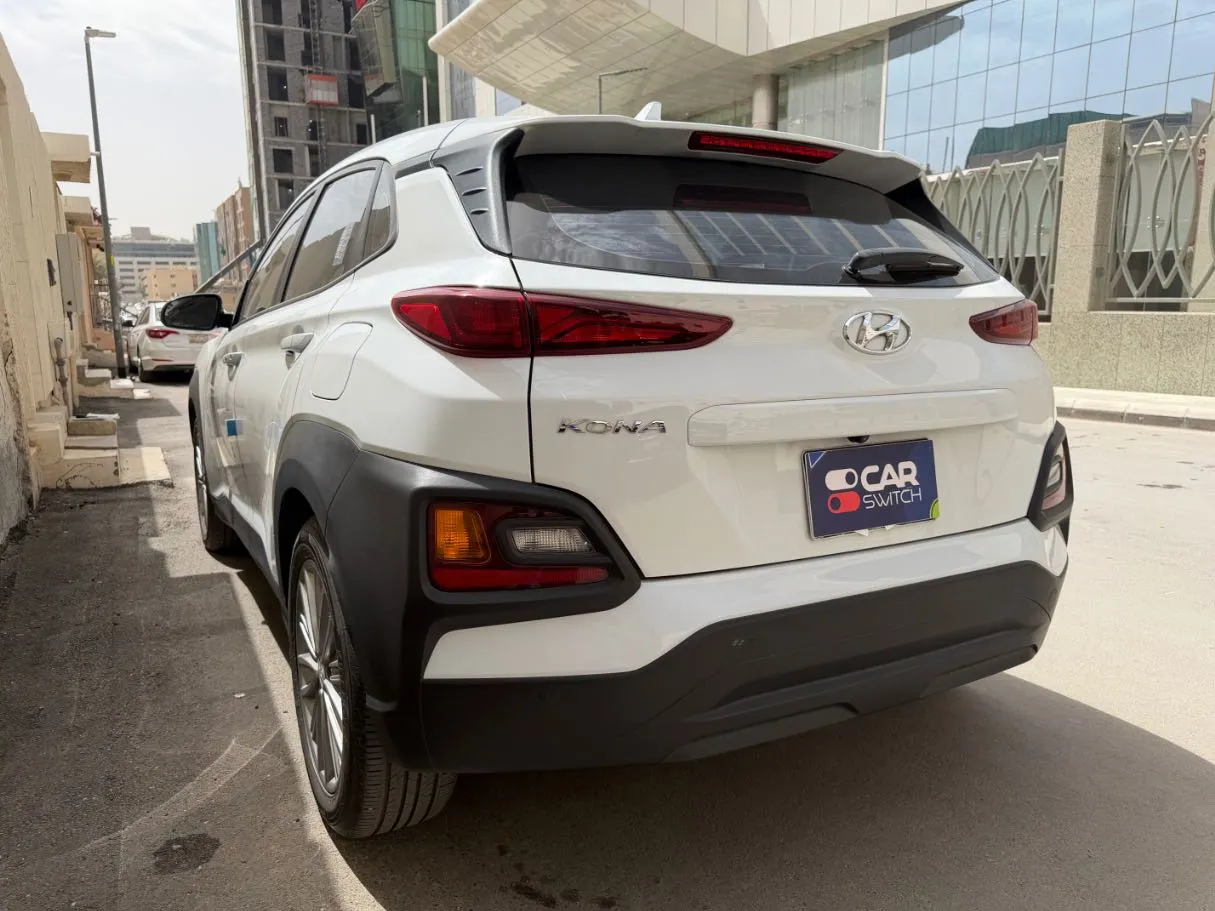 Car image 7