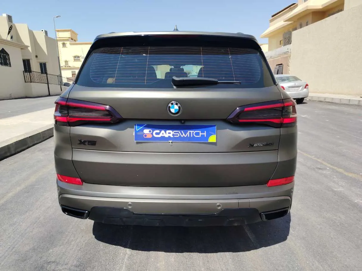 Car image 6