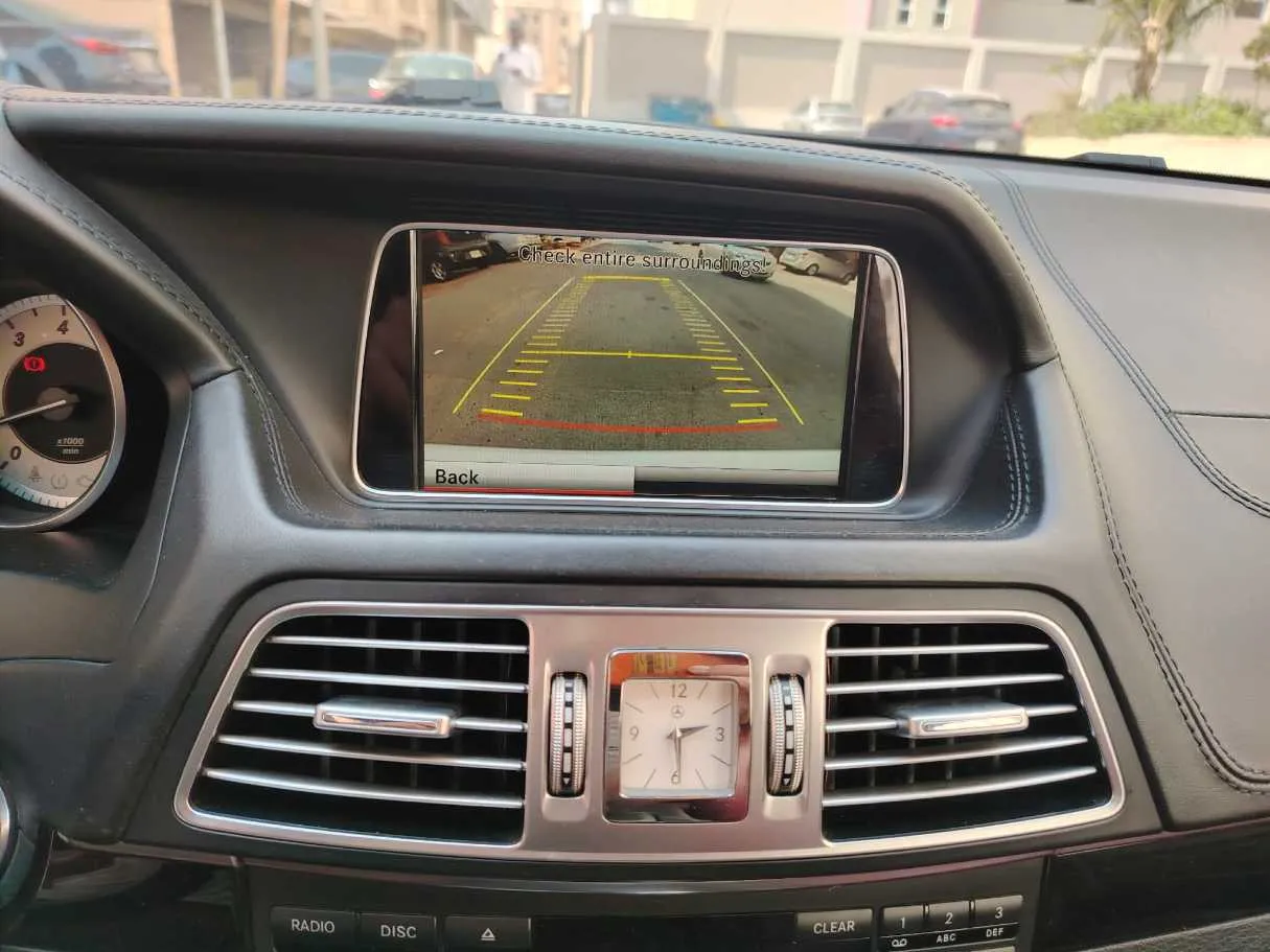 Car image 23