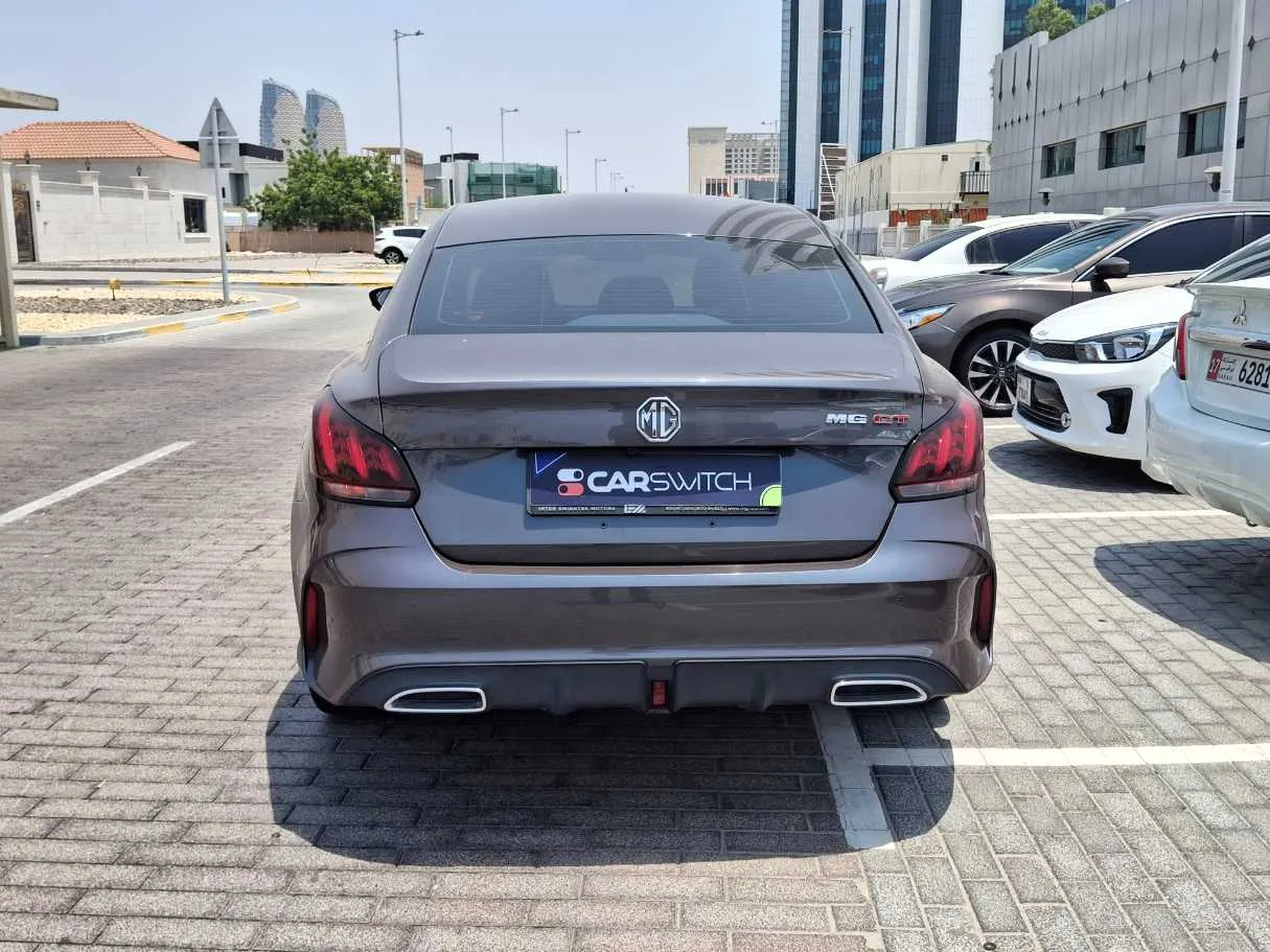Car image 6