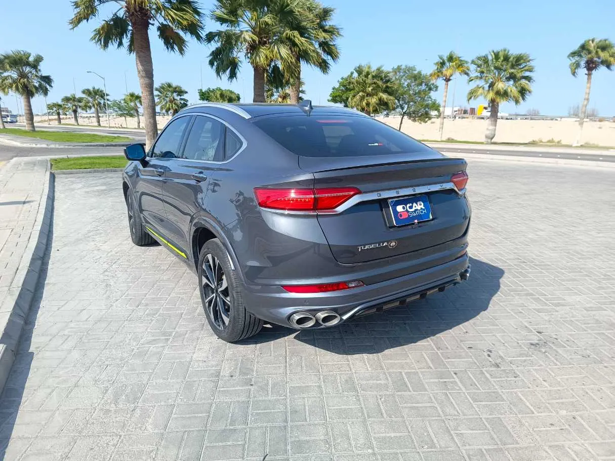 Car image 7