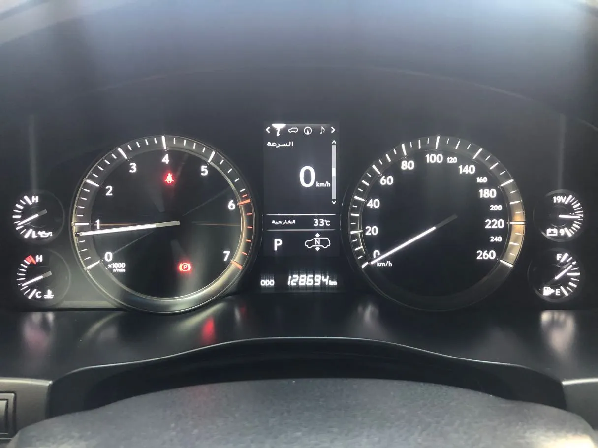 Car image 20