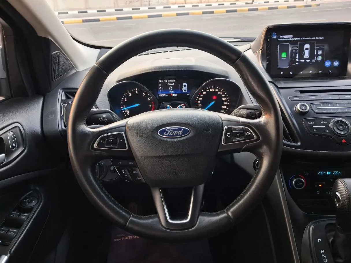 Car image 17