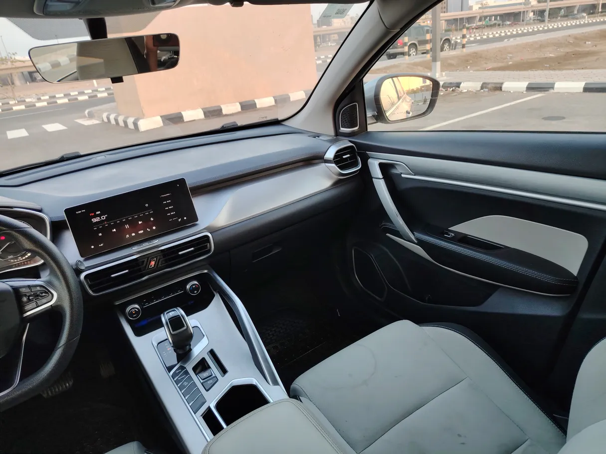Car image 20