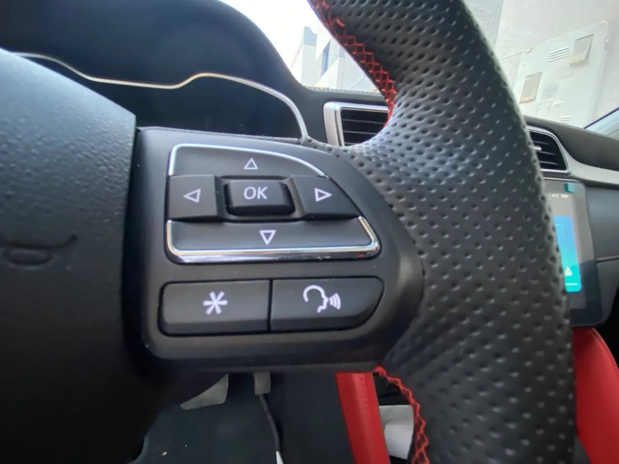 Car image 22