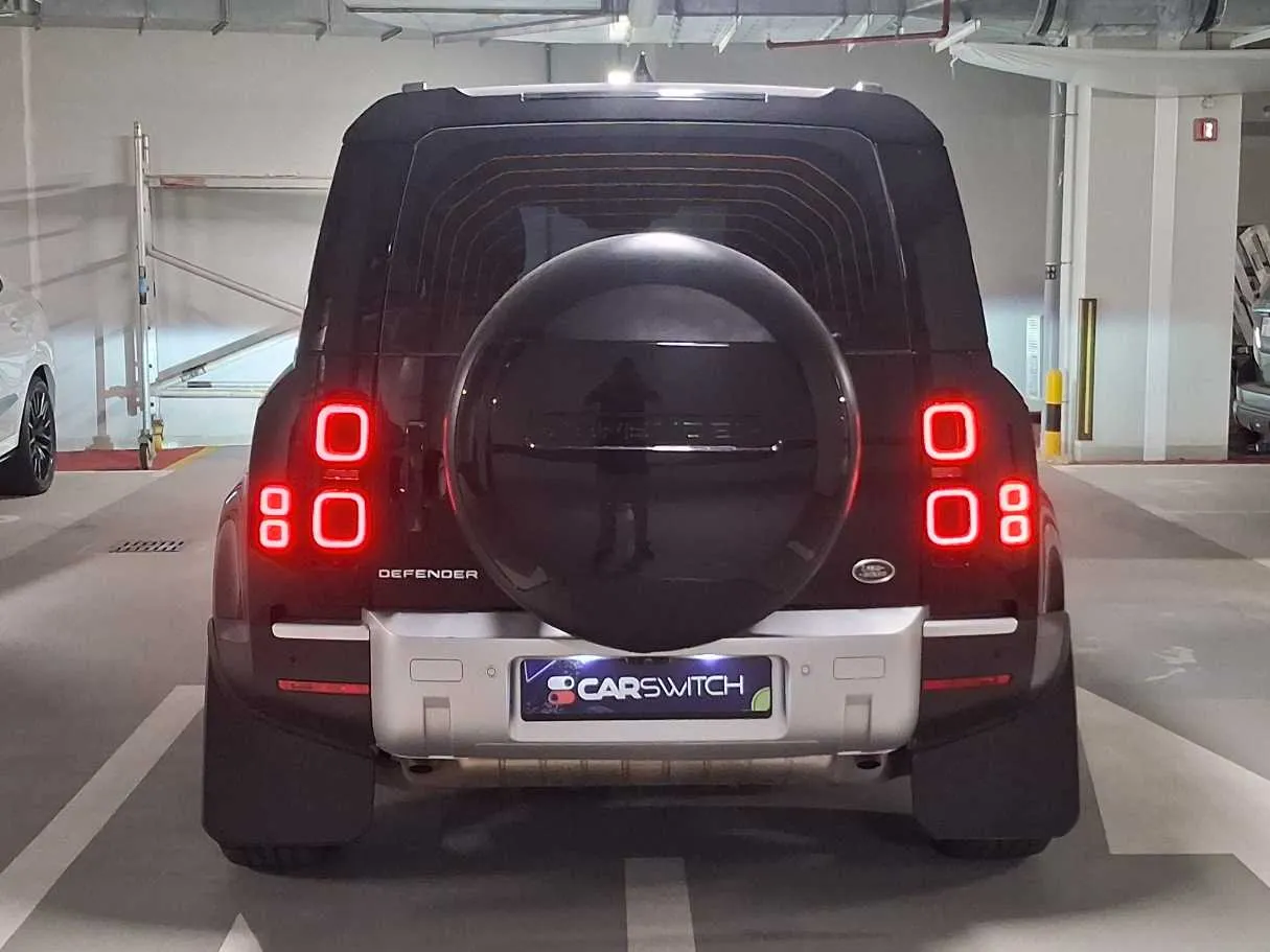 Car image 6