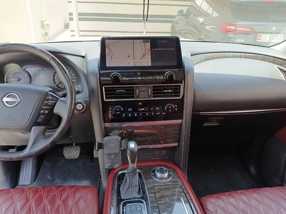 Car image 16