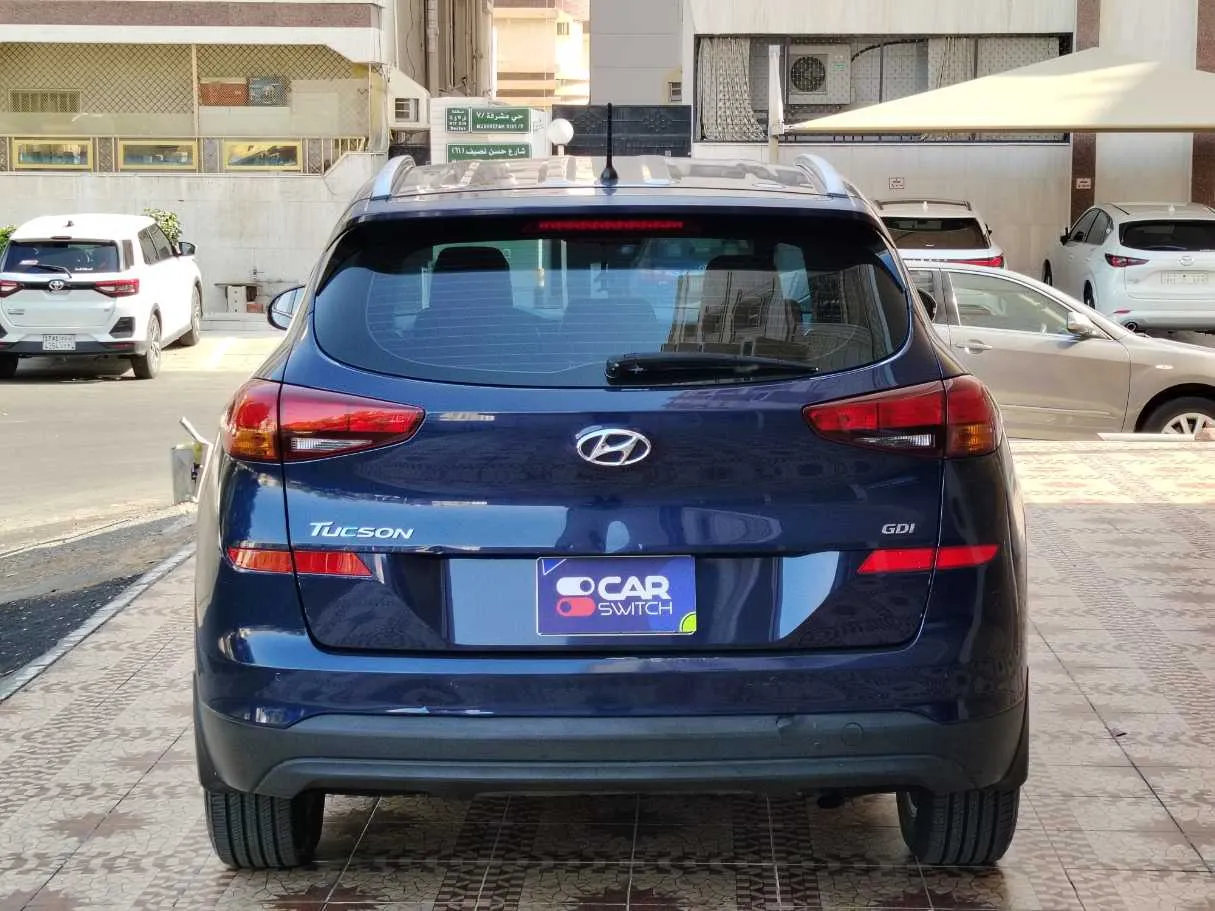 Car image 6