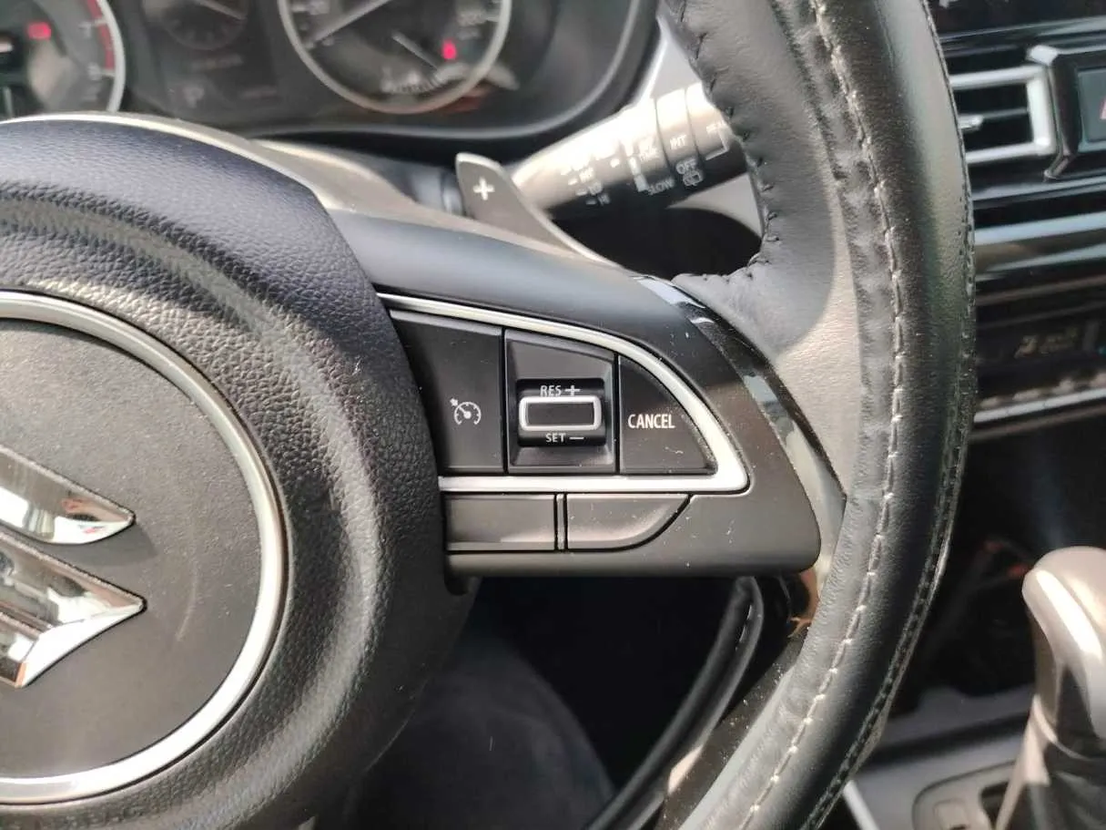 Car image 34
