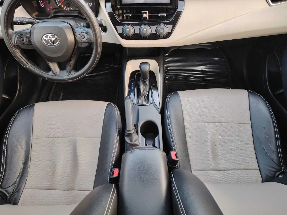 Car image 20