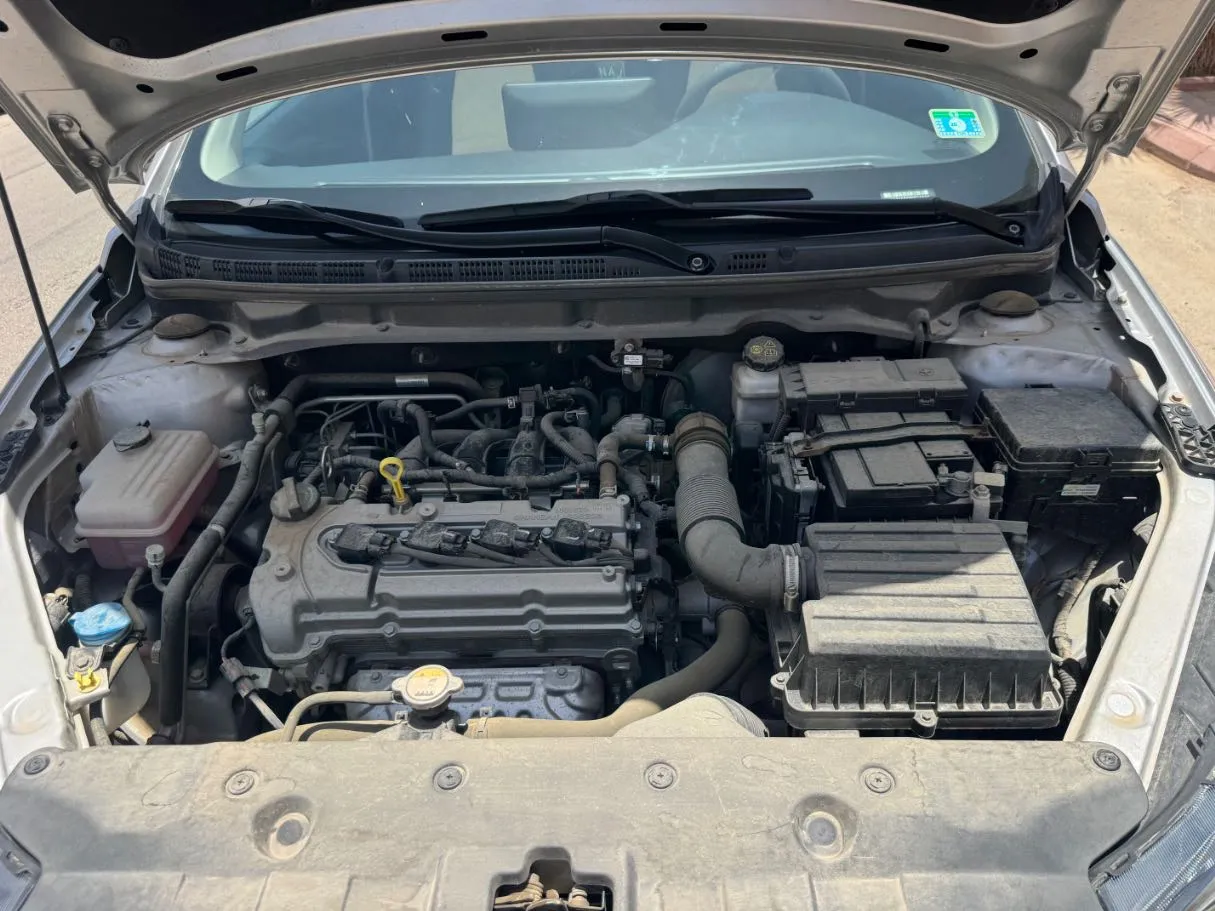 Car image 20