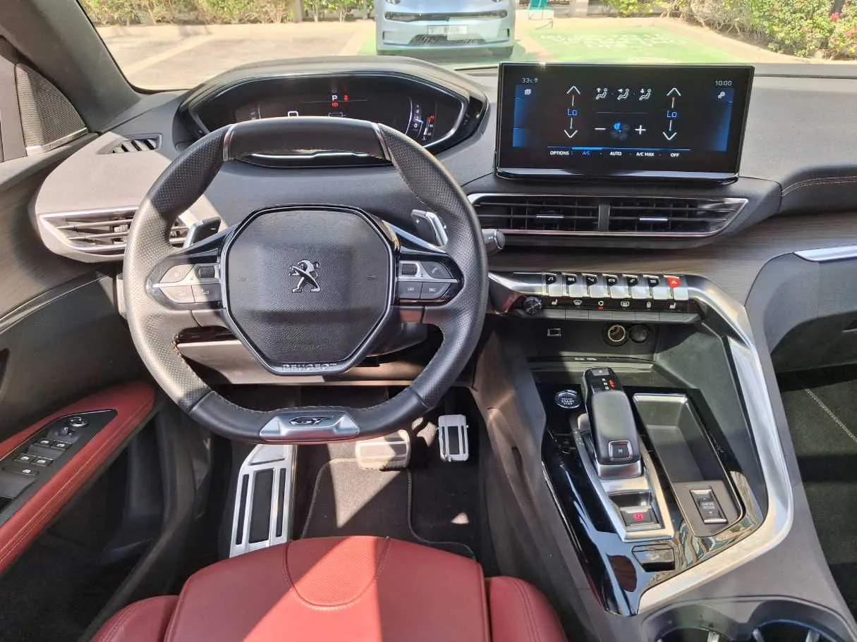 Car image 15