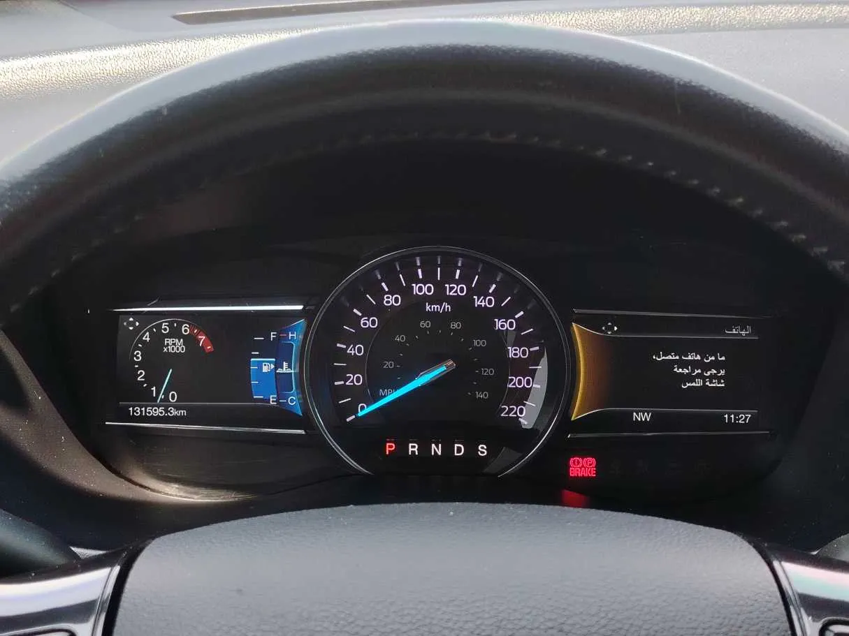 Car image 24