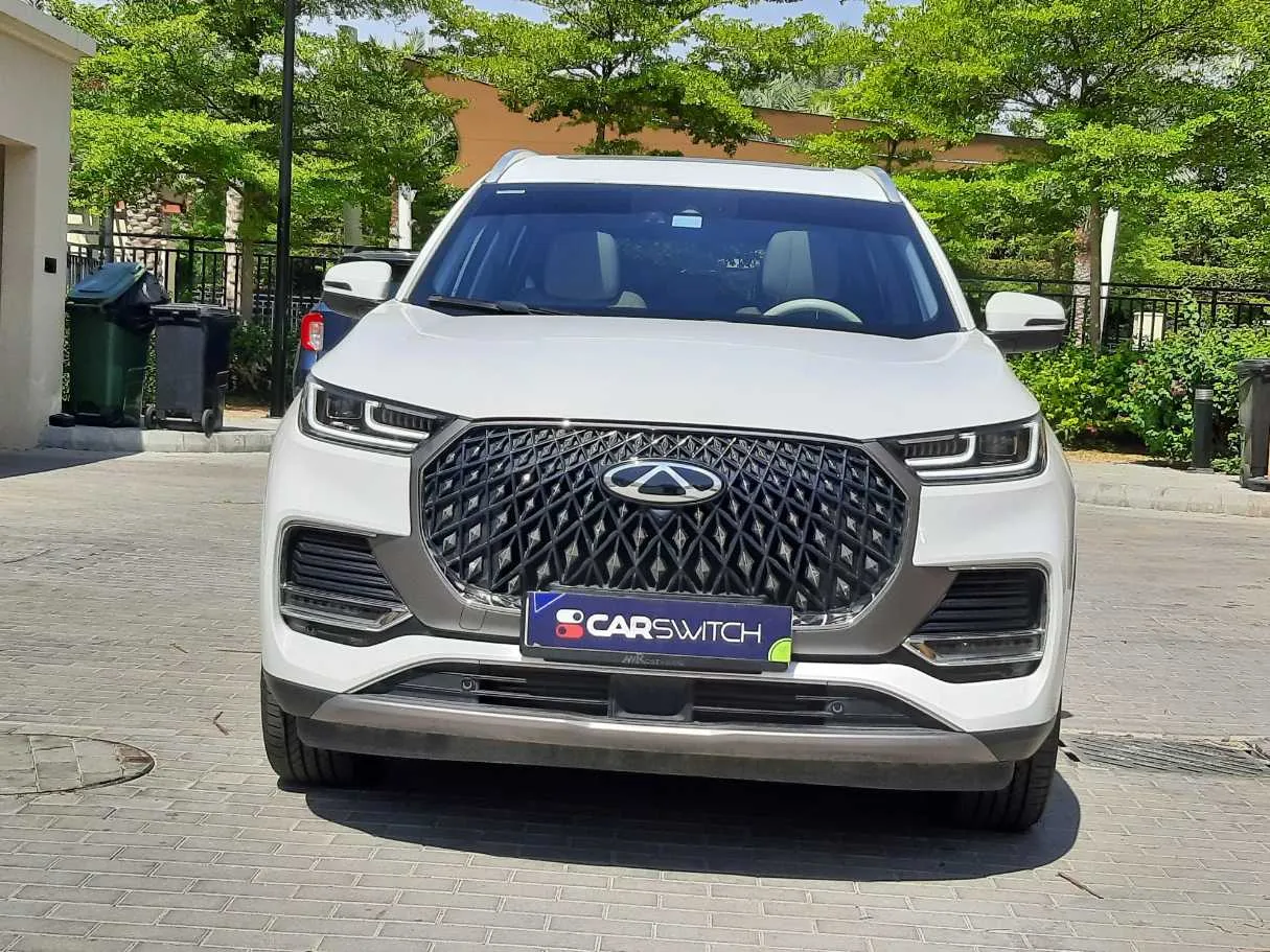 Car image 2