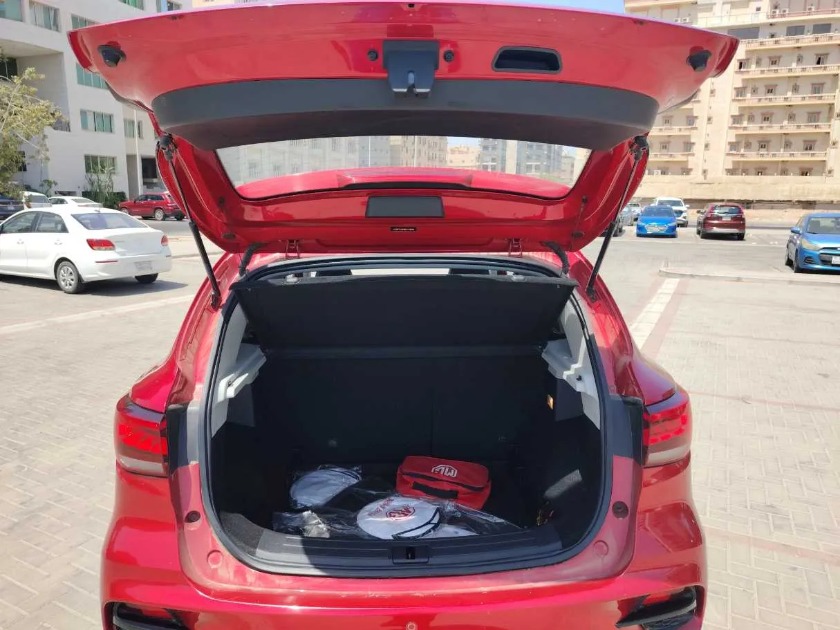 Car image 22