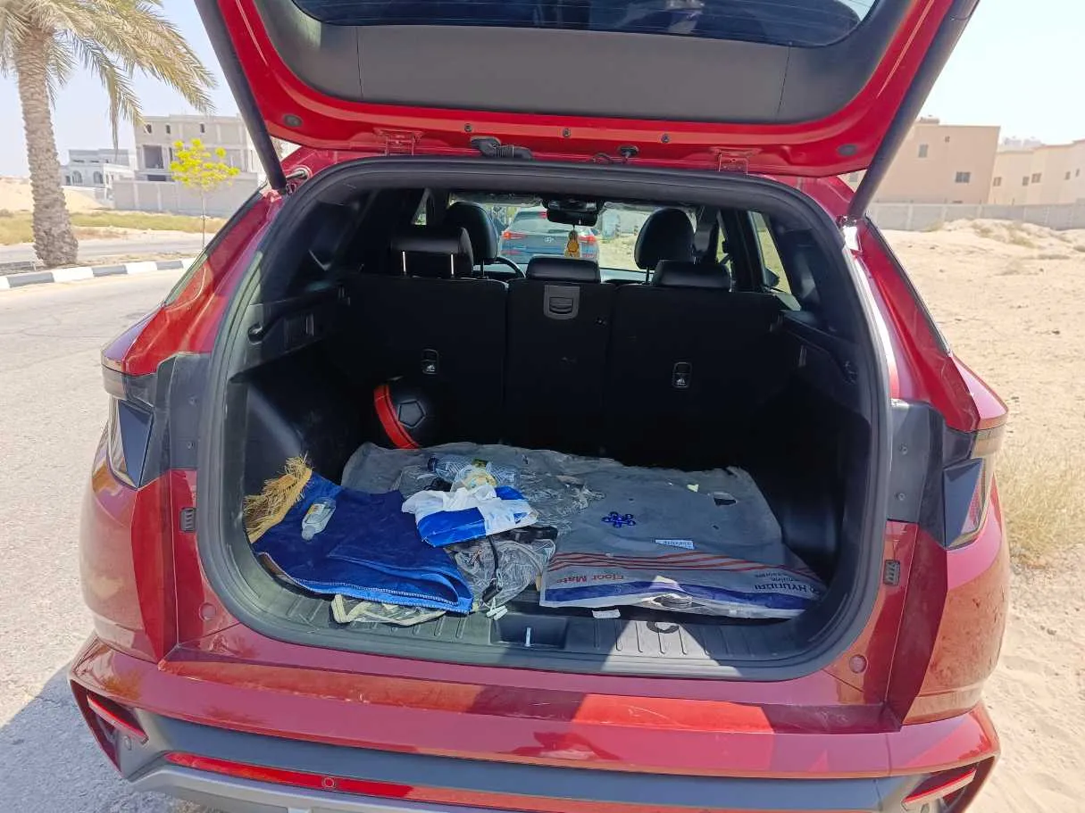 Car image 28