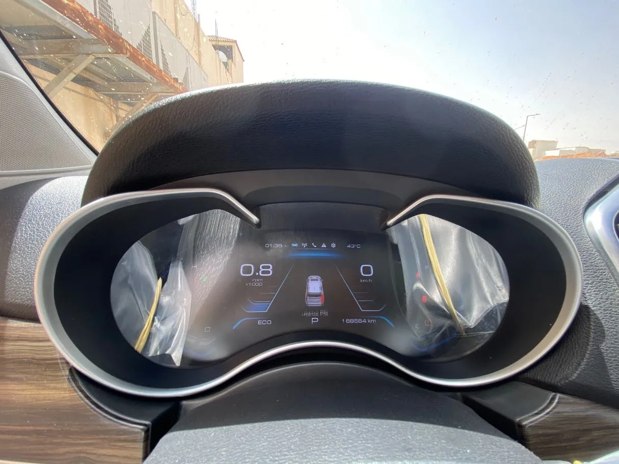 Car image 17