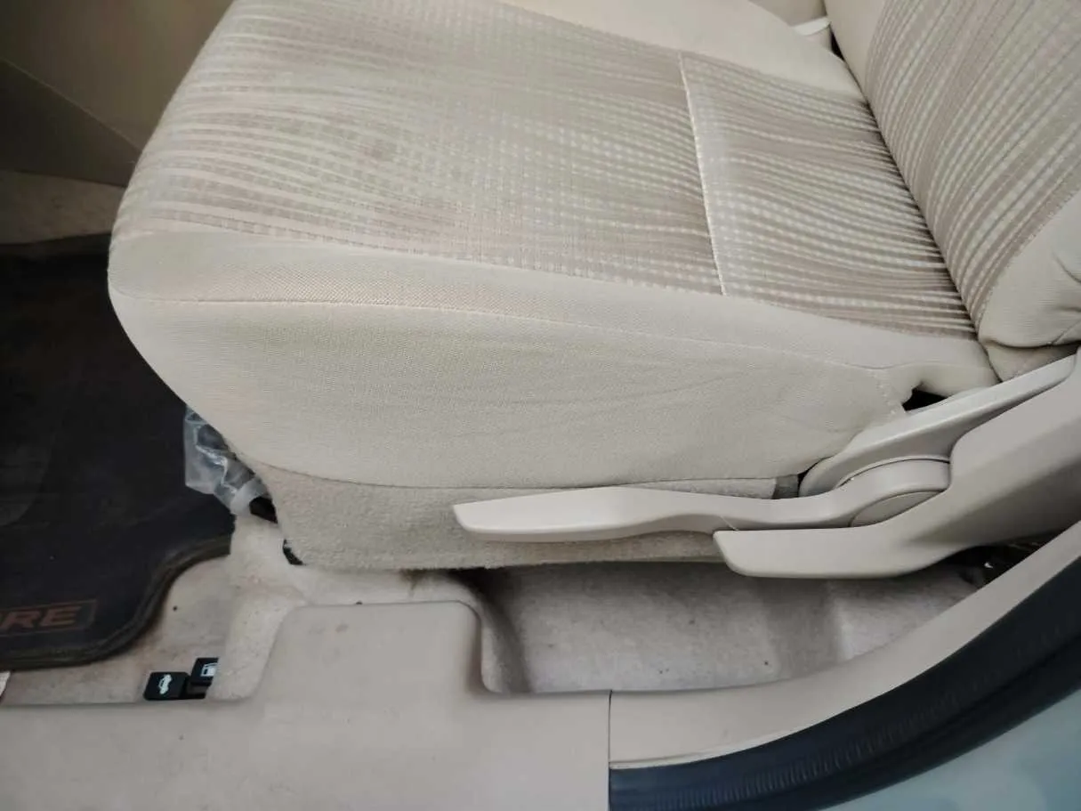 Car image 31