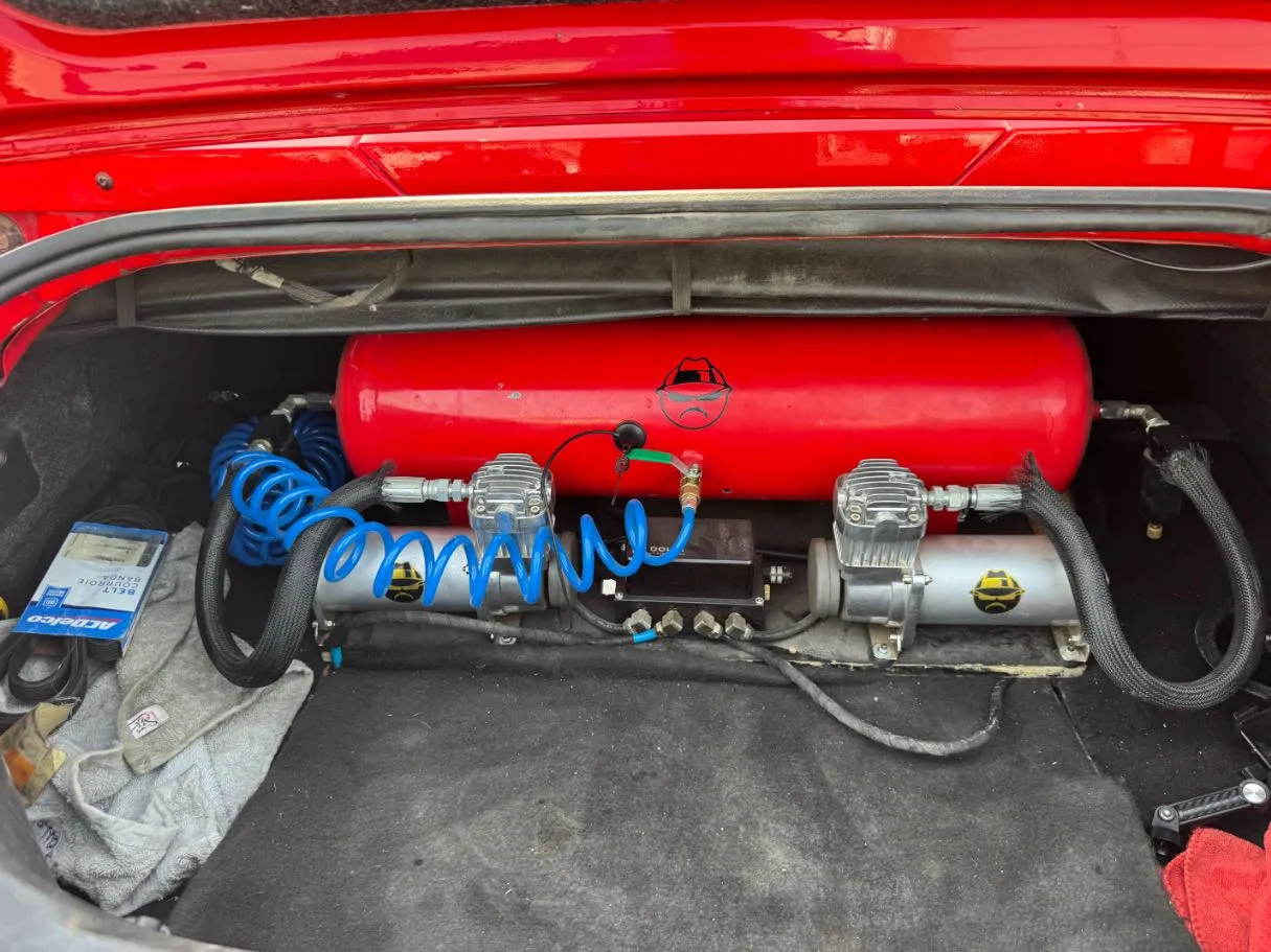 Car image 20