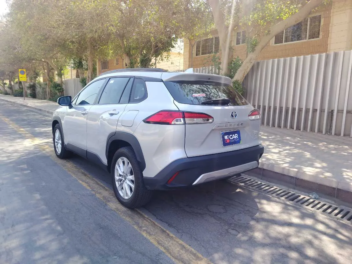 Car image 7