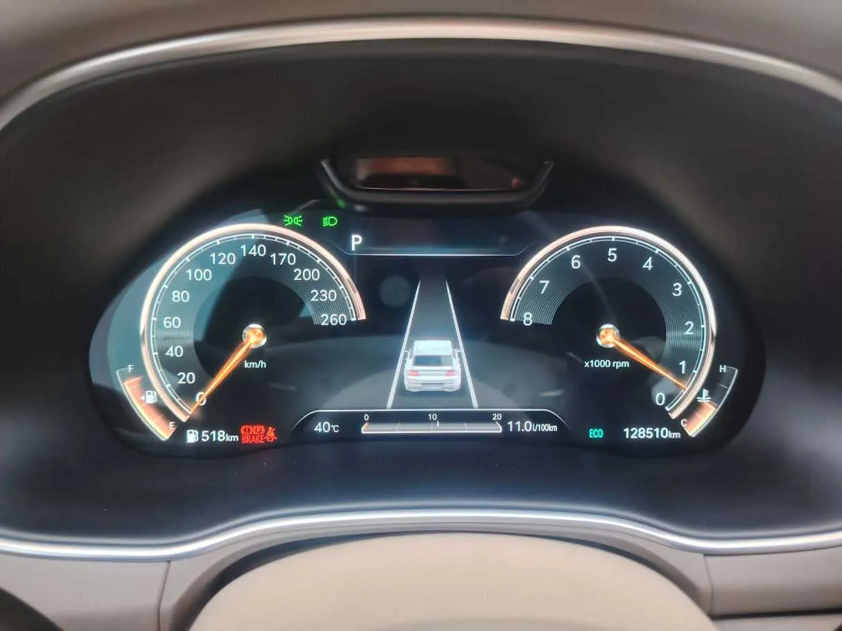 Car image 27