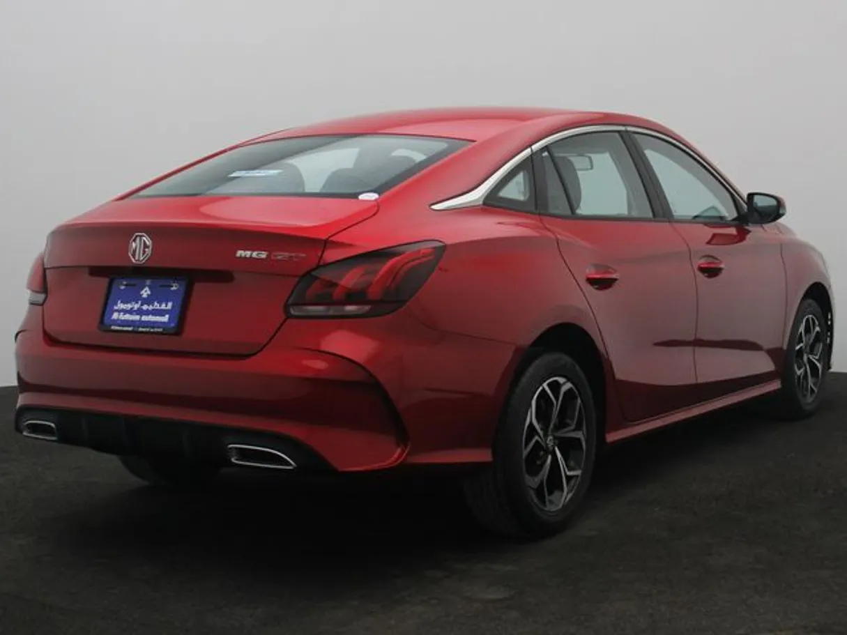 Car image 2