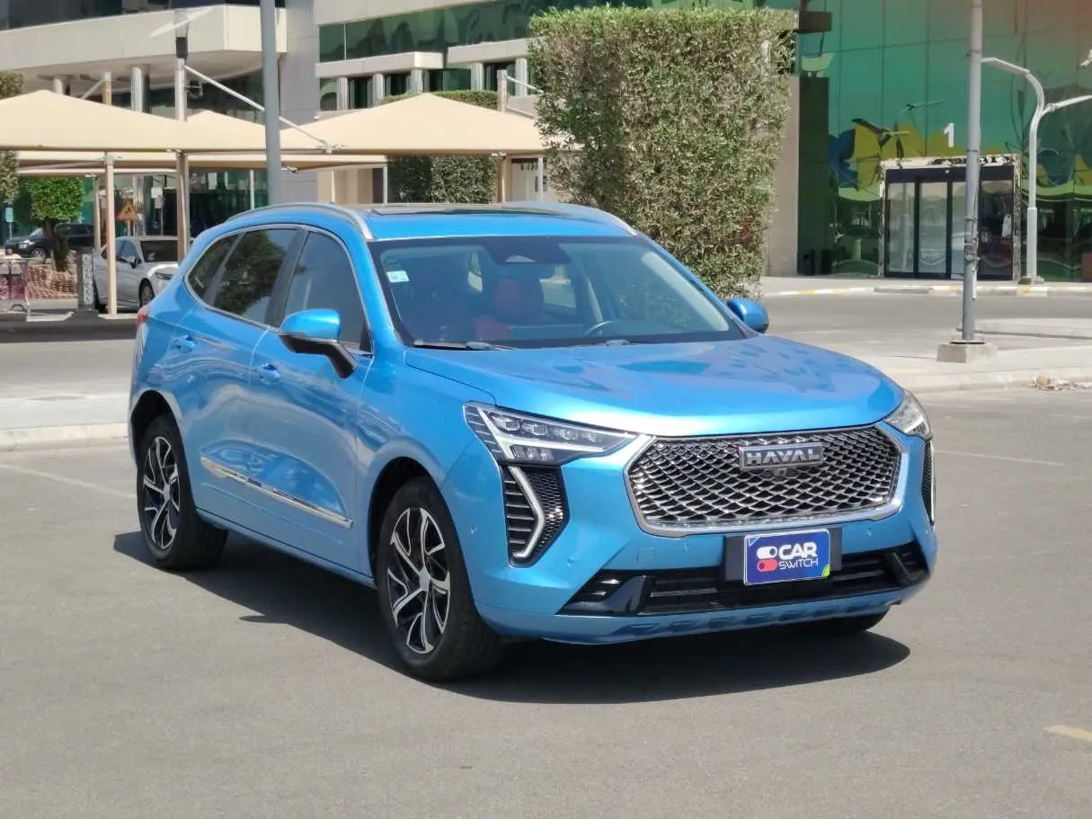 Car image 3