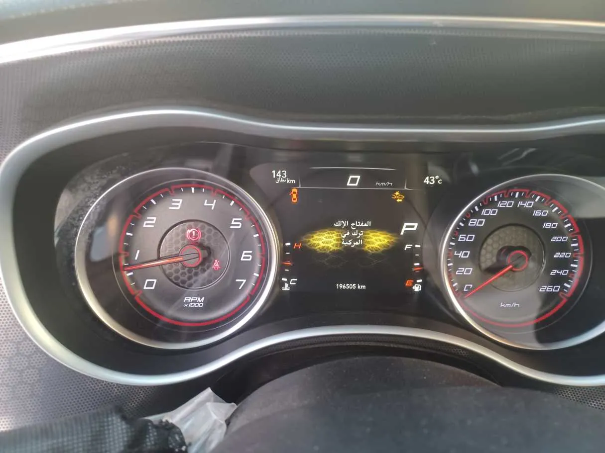 Car image 19