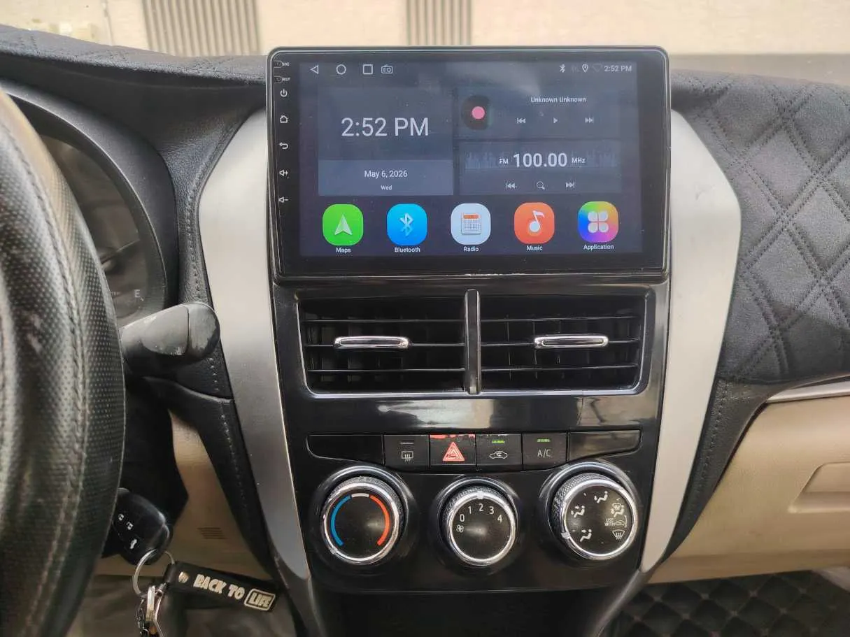 Car image 18