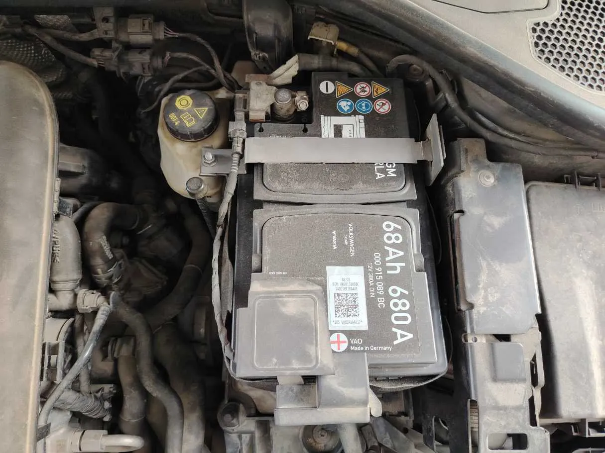 Car image 48