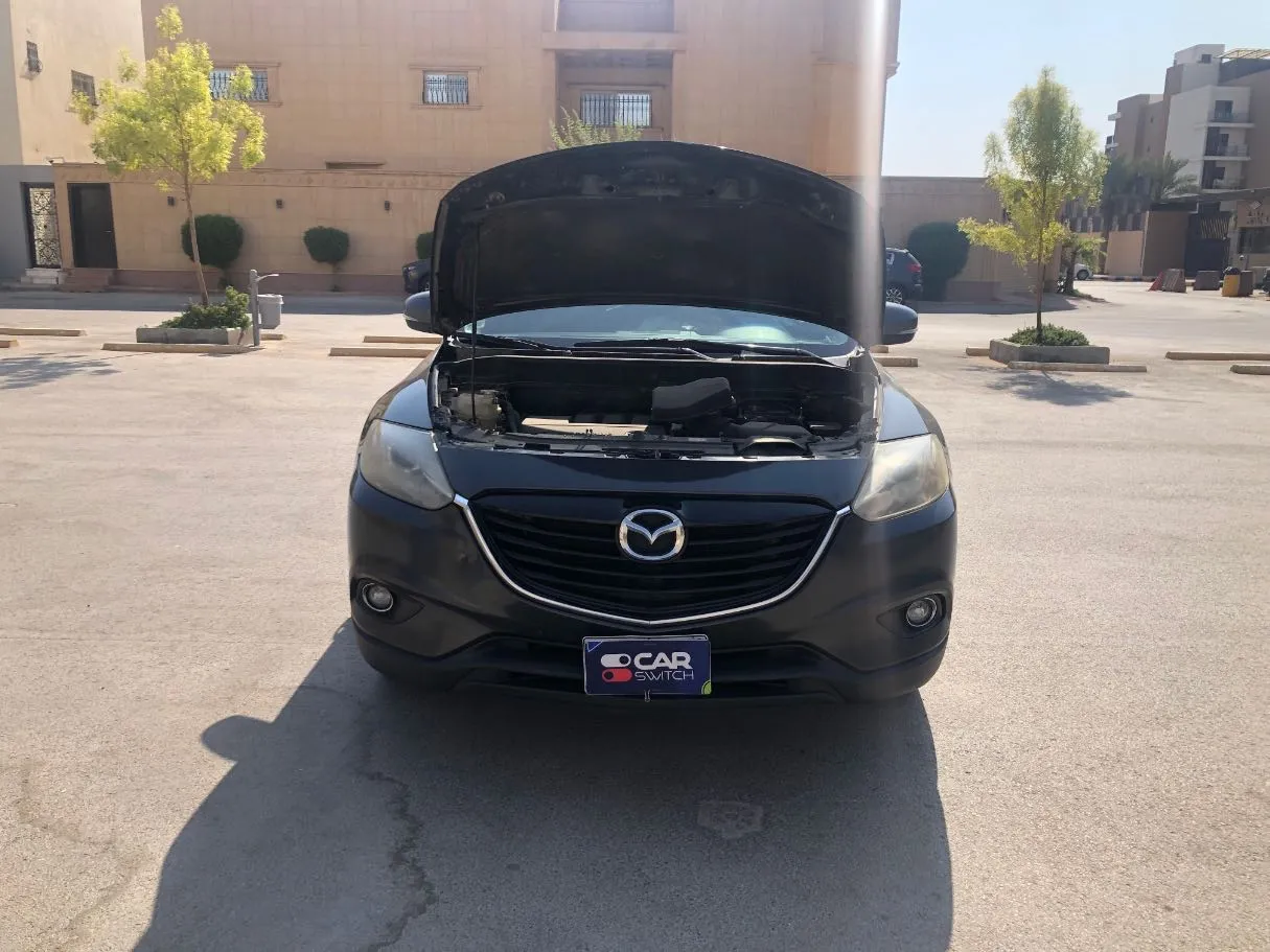 Car image 25