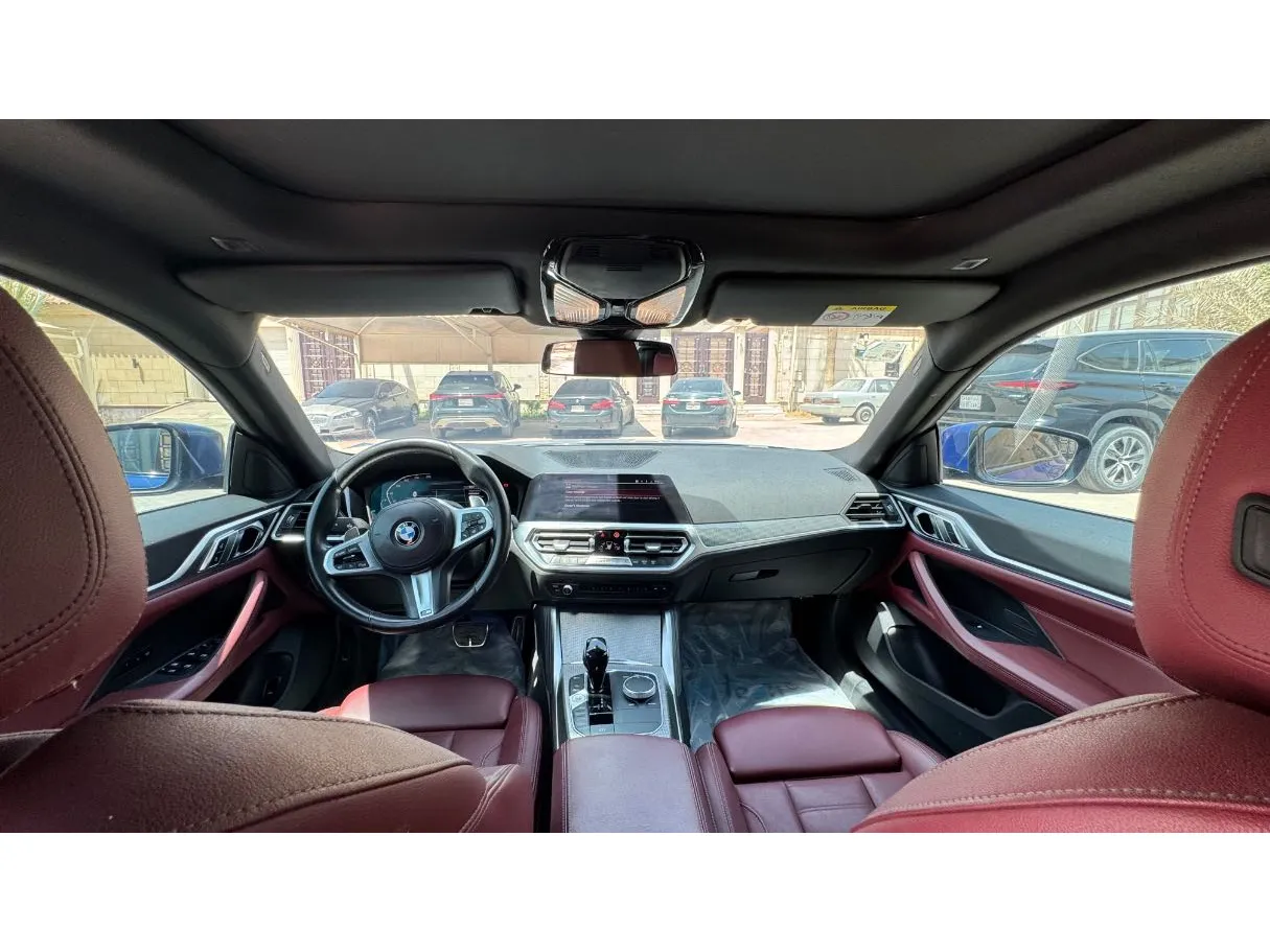 Car image 16