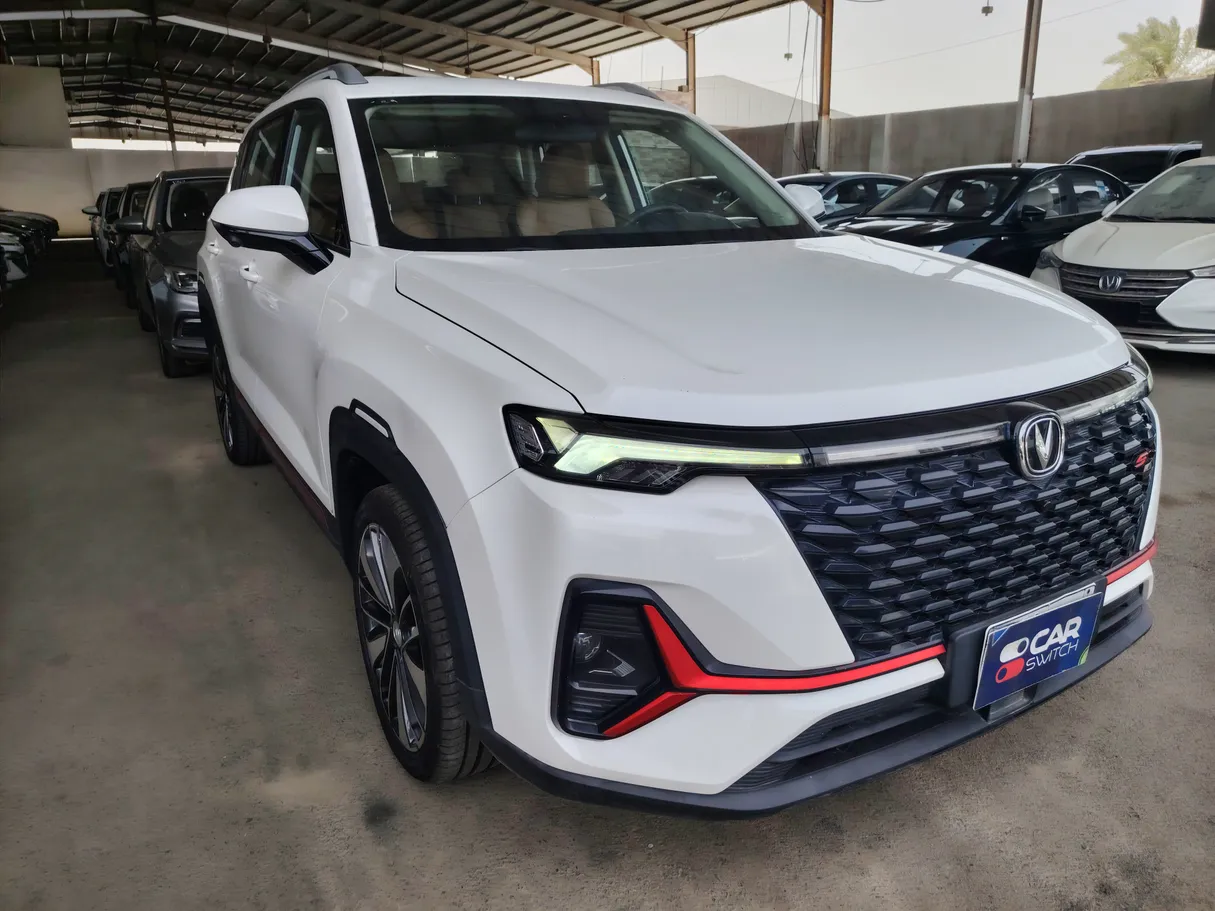 Car image 3