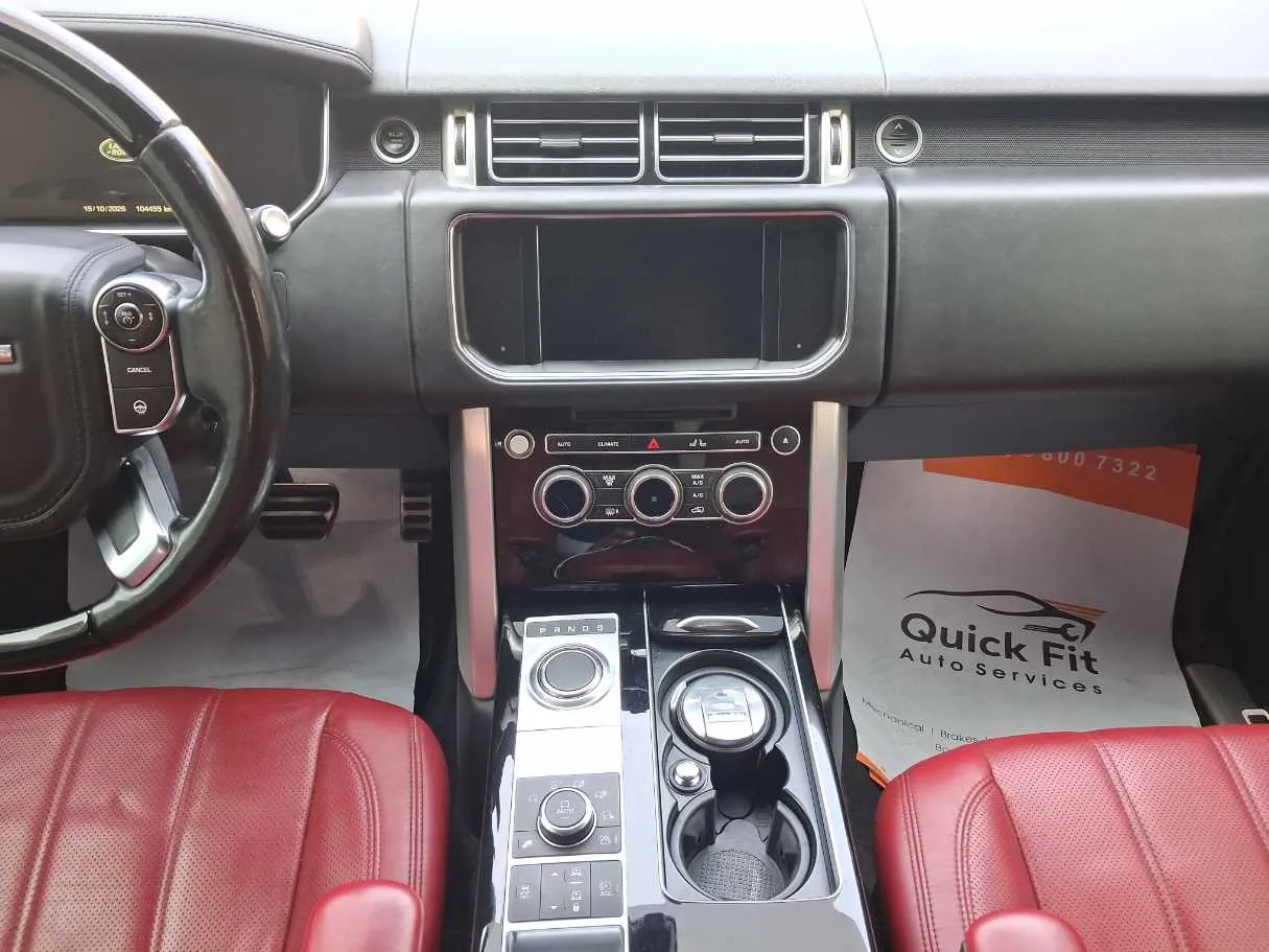 Car image 18