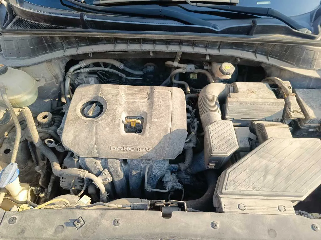 Car image 28