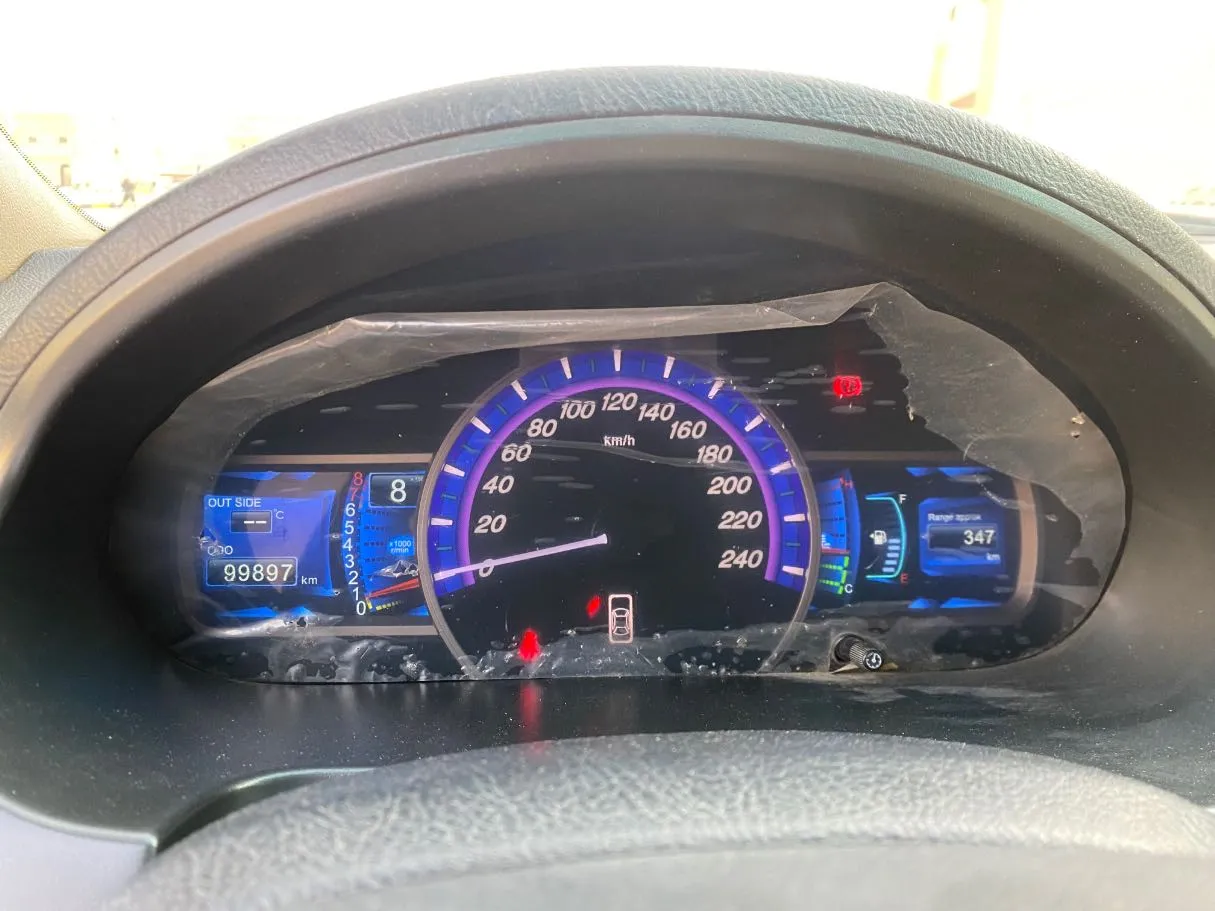 Car image 18