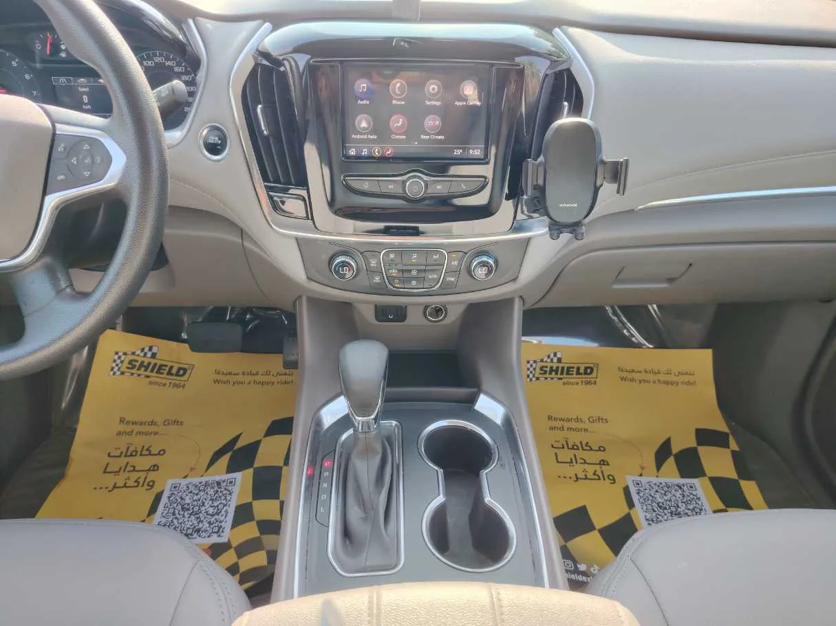 Car image 21