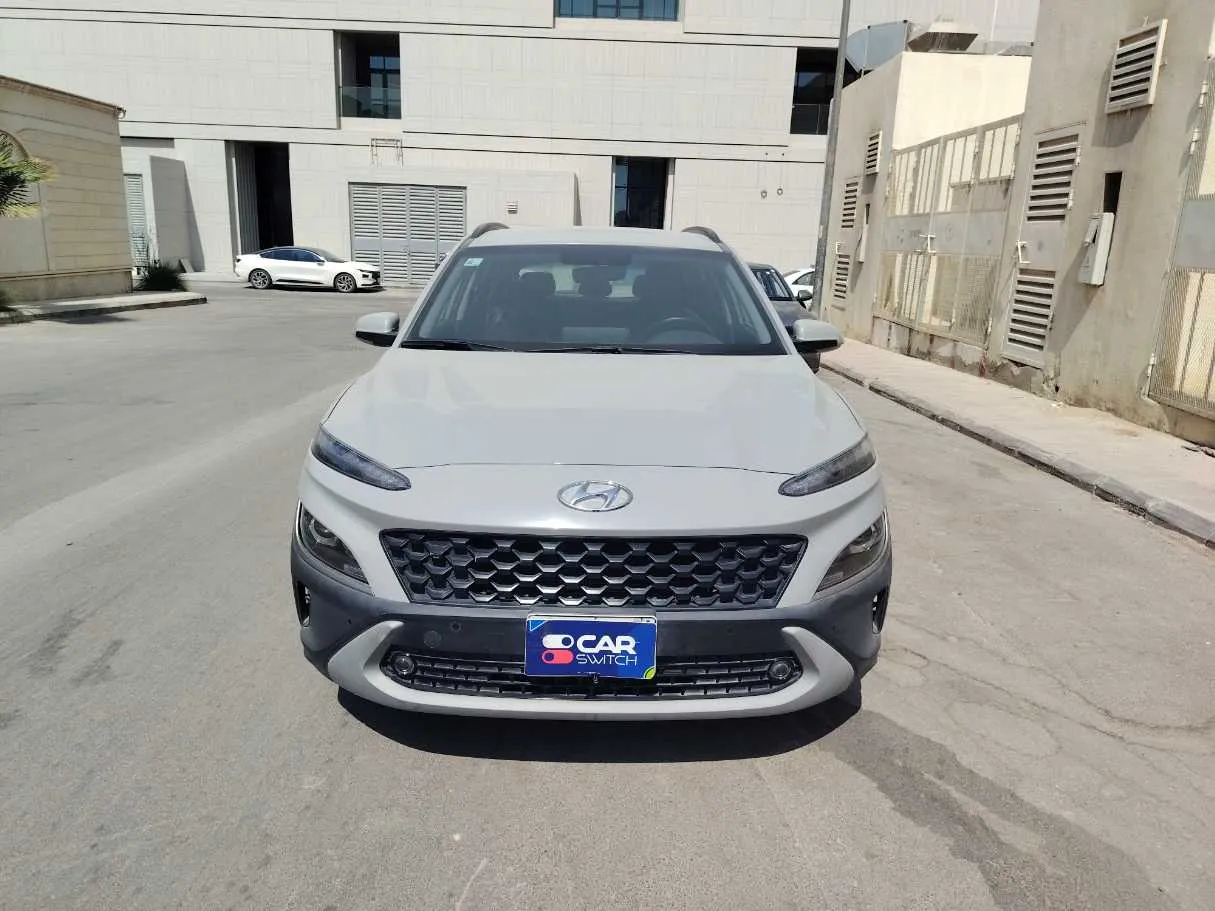 Car image 2