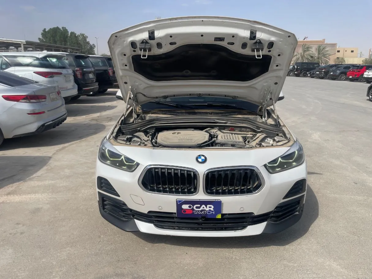 Car image 23