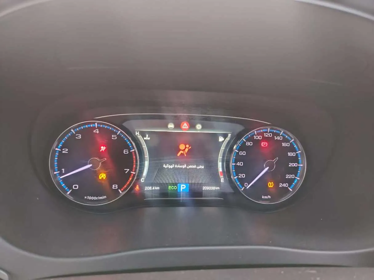 Car image 25