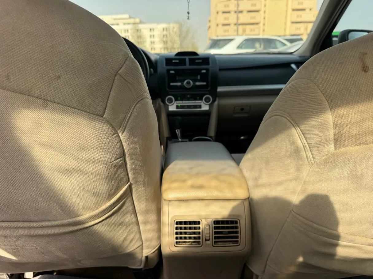 Car image 20